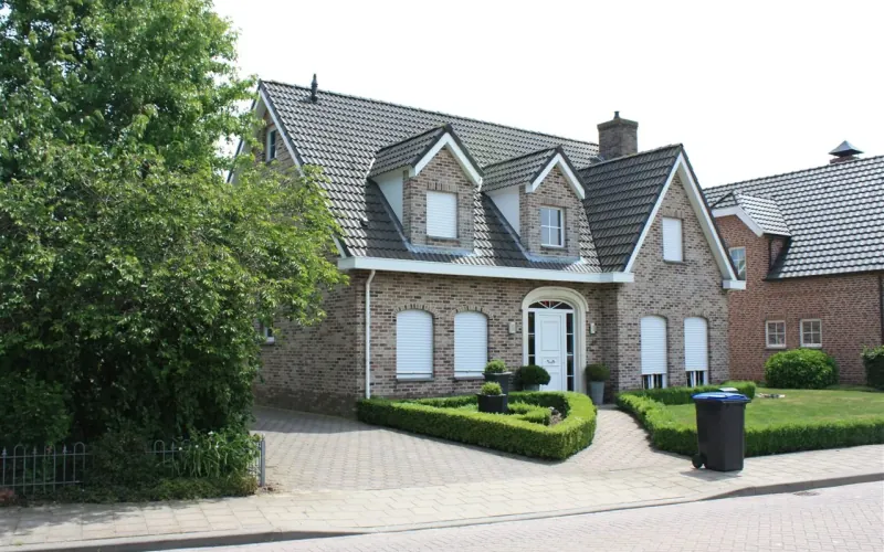Klinkerriemchen Schloss barock - Hauswand