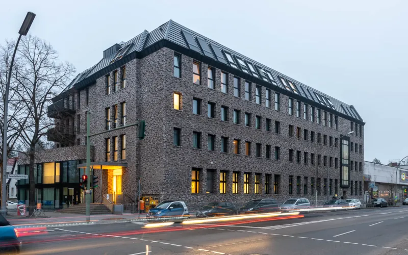 Backsteinriemchen Retro shadow - Postbank Berlin