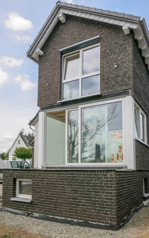 Klinkerriemchen Urban graphit - Einfamilienhaus