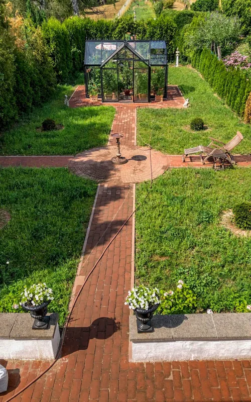 Klinkermittelstücke - Gehweg / Garten