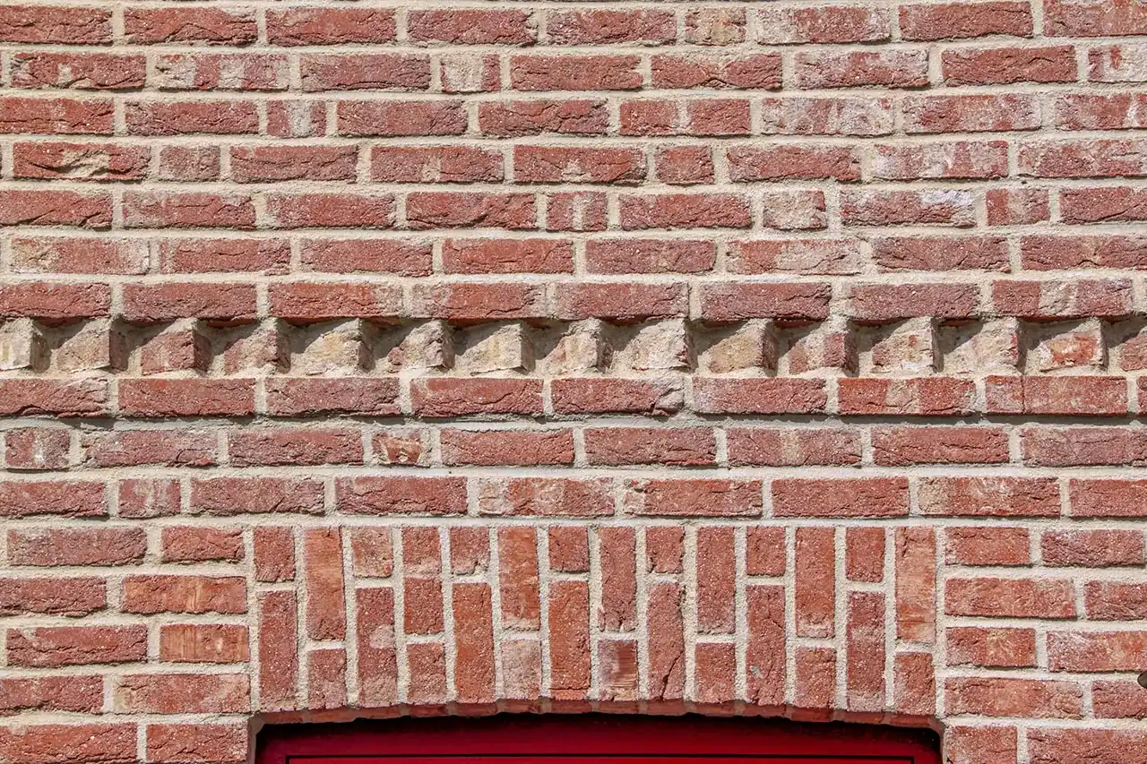 Neu römisch als Ornamente an einer Hauswand