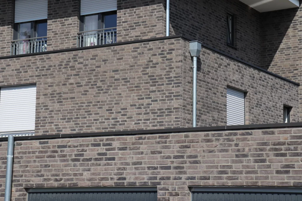 Klinkerriemchen Wolf grey - Hauswand