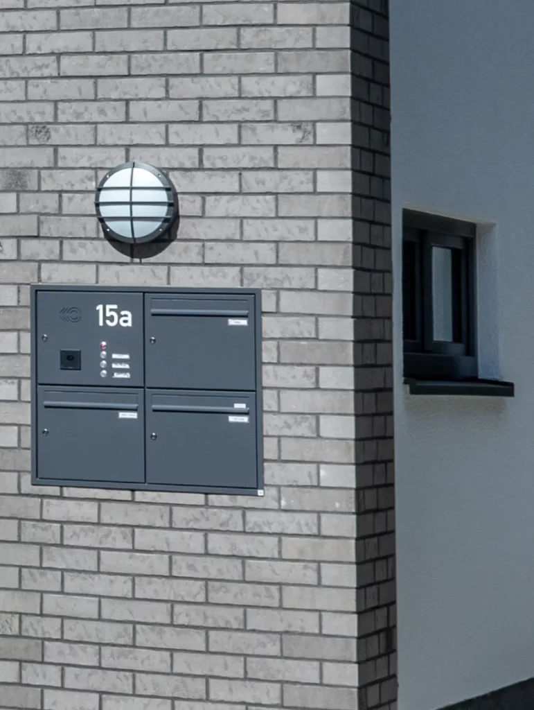 Spaltriemchen Alpengrau - Fassade
